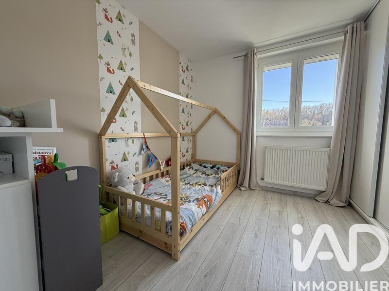 Maison - 96 m² - 5 pièces