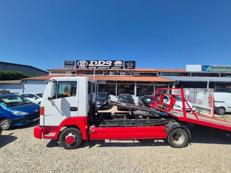 Nissan Atleon Depanneuse Tres Bon Etat REVISé 4500 €