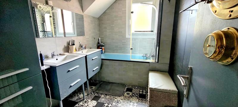 Maison - 125 m² - 6 pièces