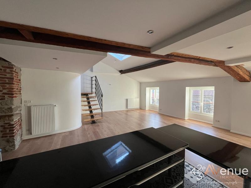 Appartement - 114 m² - 5 pièces