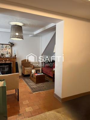 Maison - 90 m² - 4 pièces