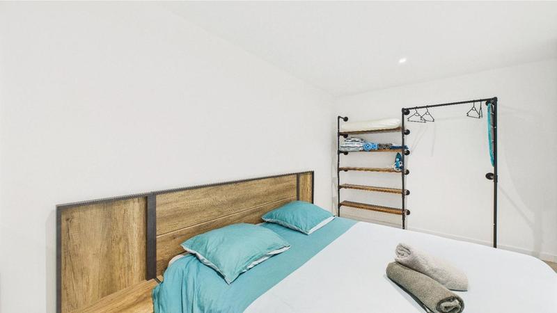 Maison de ville - 235 m² - 7 pièces