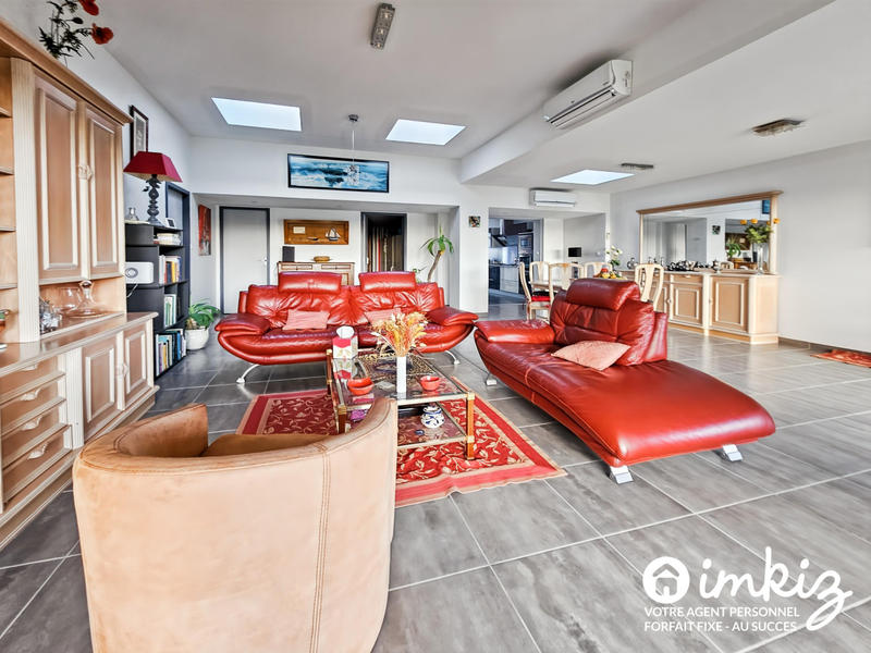 Maison - 172 m² - 8 pièces