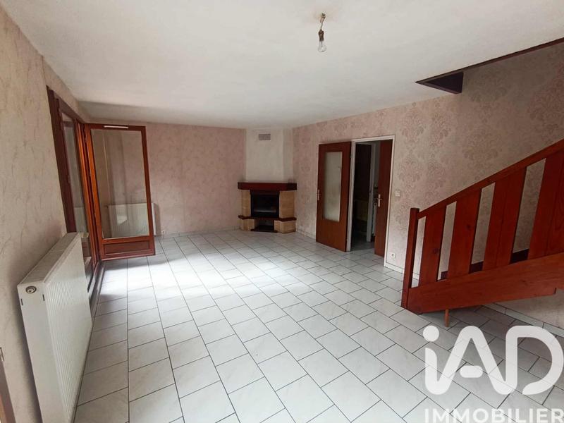 Maison - 93 m² - 5 pièces