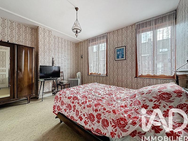 Maison - 95 m² - 4 pièces