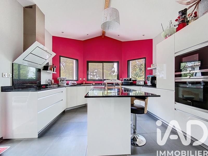 Maison de maîtres - 236 m² - 10 pièces