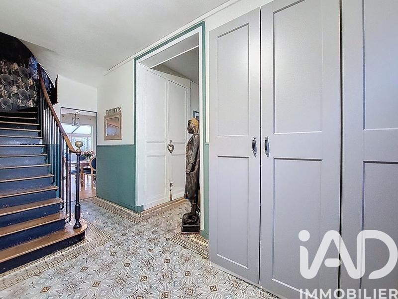 Maison - 296 m² - 10 pièces