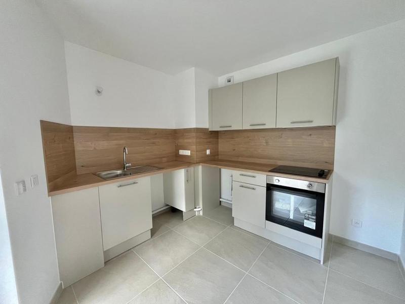 Appartement - 84 m² - 4 pièces