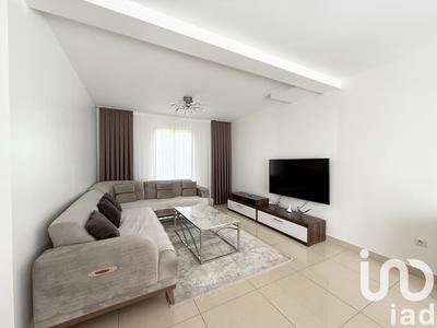 Maison - 121 m² - 6 pièces