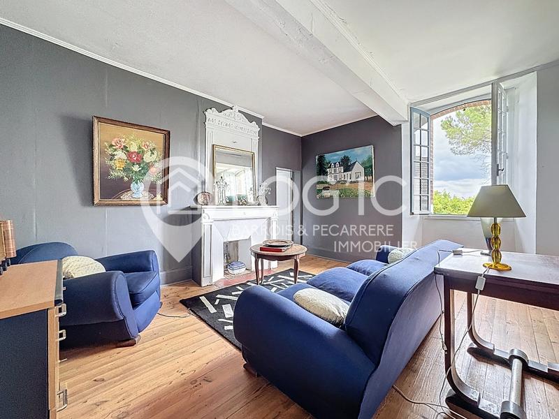 Maison - 348 m² - 13 pièces