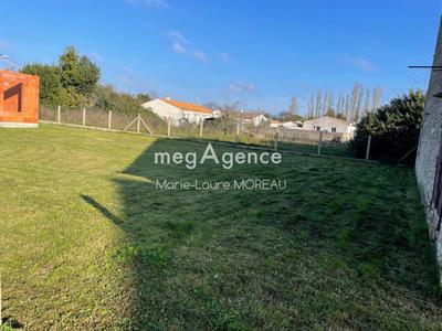 Terrain constructible - 477 m²