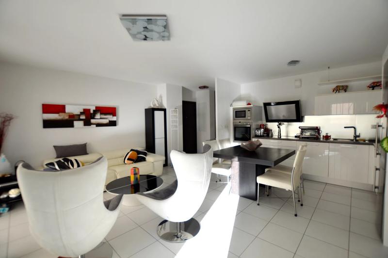 Appartement - 67 m² - 3 pièces