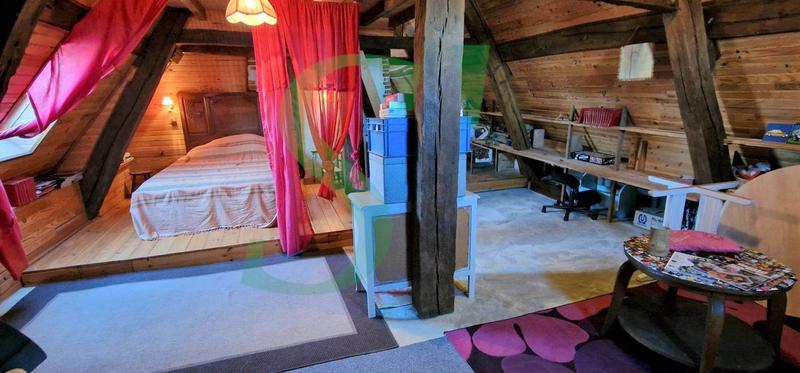 Corps de ferme - 262 m² - 8 pièces