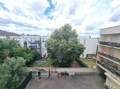 Appartement - 86 m² - 4 pièces