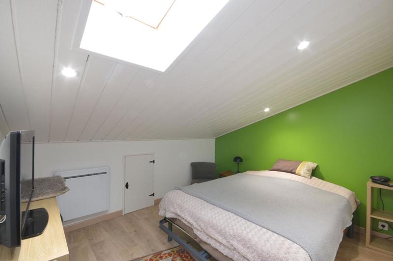 Maison - 150 m² - 10 pièces