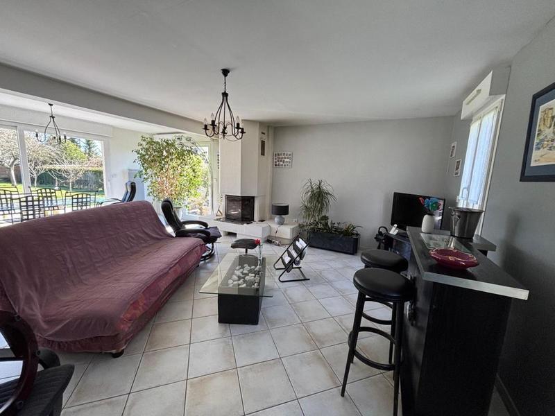 Maison - 192 m² - 5 pièces