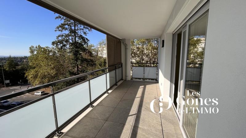 Appartement - 89 m² - 4 pièces