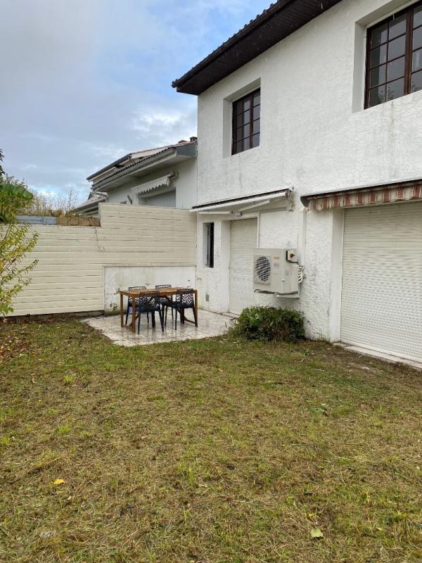 Chambre - 13 m² - 1 pièce