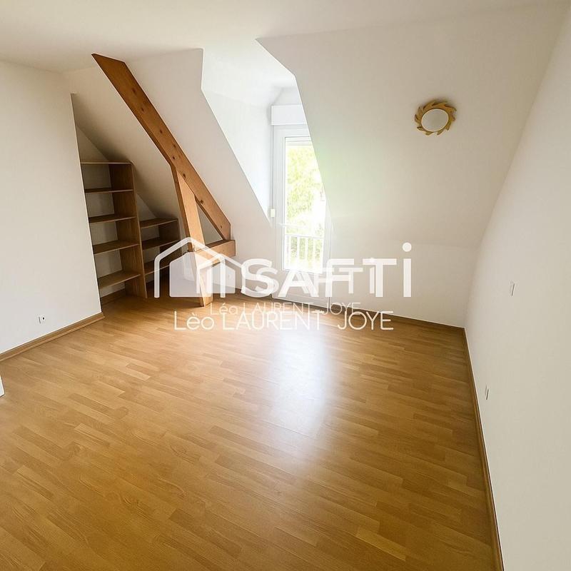 Maison - 230 m² - 8 pièces