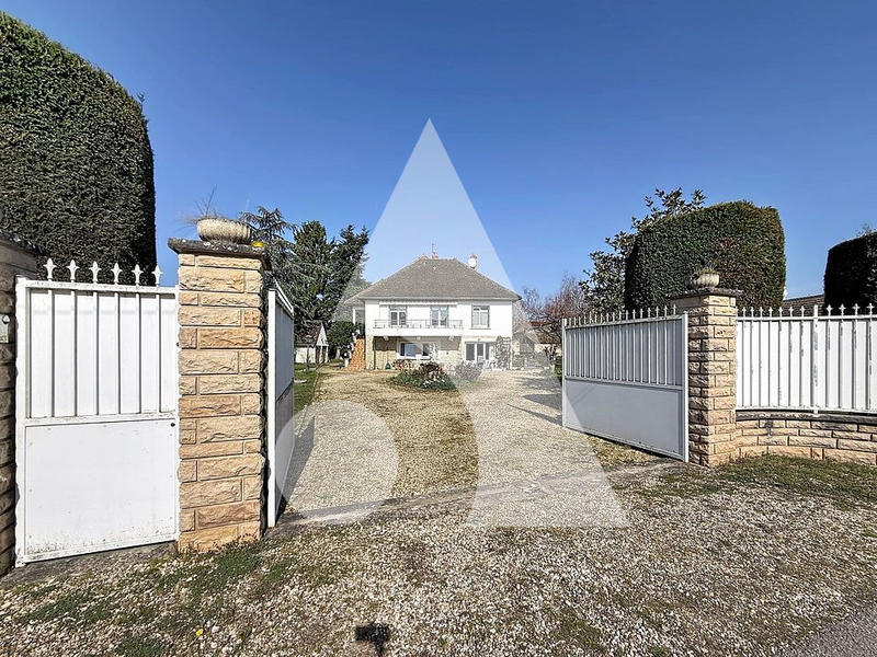 Maison - 148 m² - 5 pièces