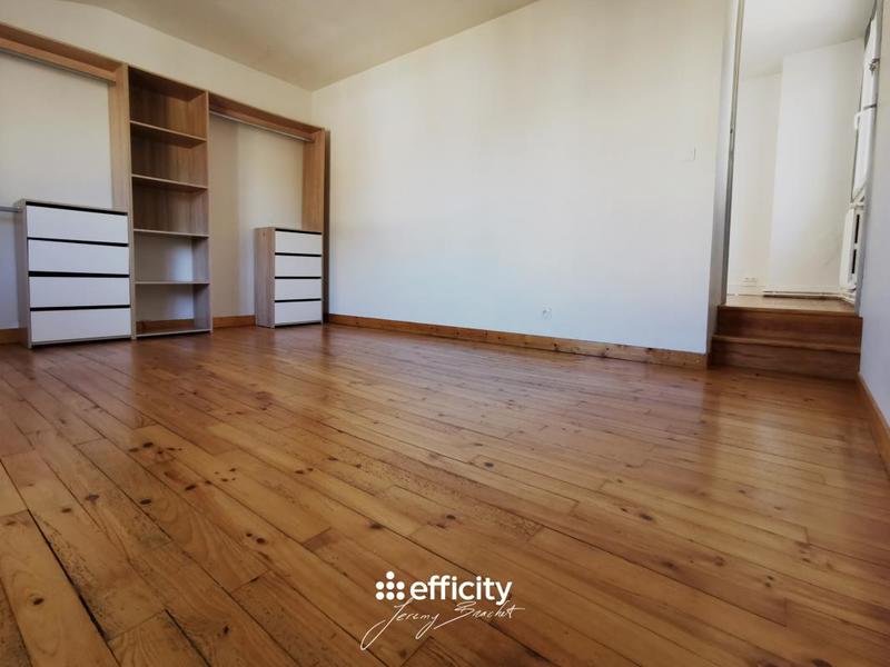 Maison - 93 m² - 6 pièces