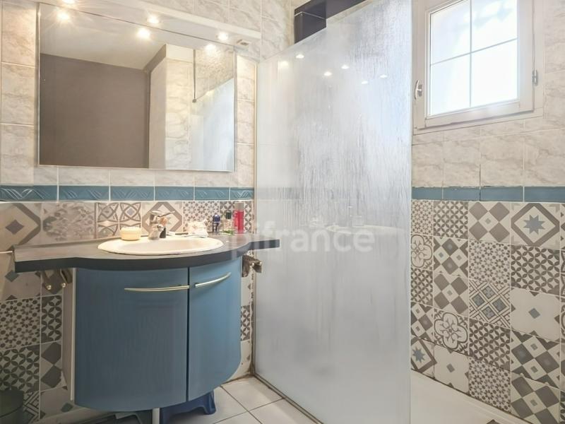 Maison - 140 m² - 8 pièces