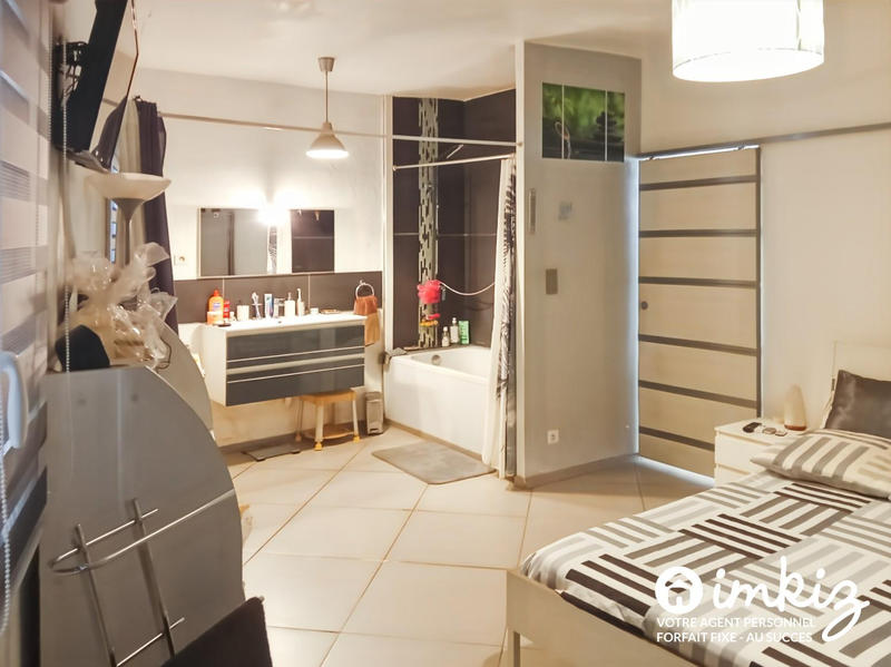 Maison - 84 m² - 3 pièces