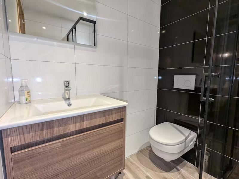 Appartement - 97 m² - 5 pièces