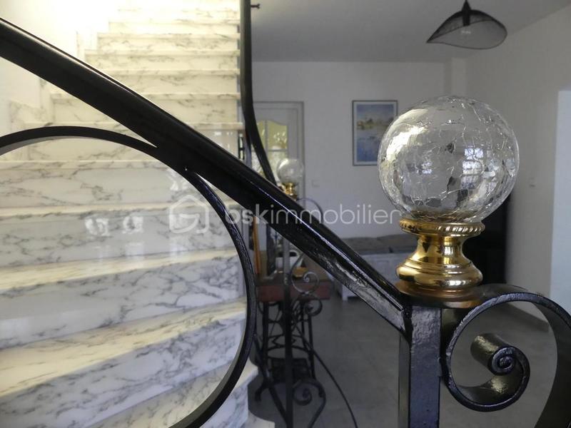 Maison - 156 m² - 5 pièces