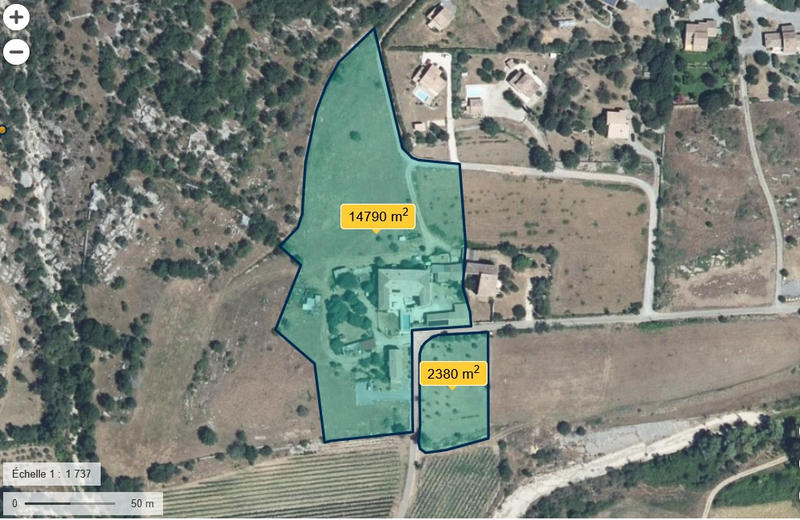 Mas - 550 m² - 26 pièces