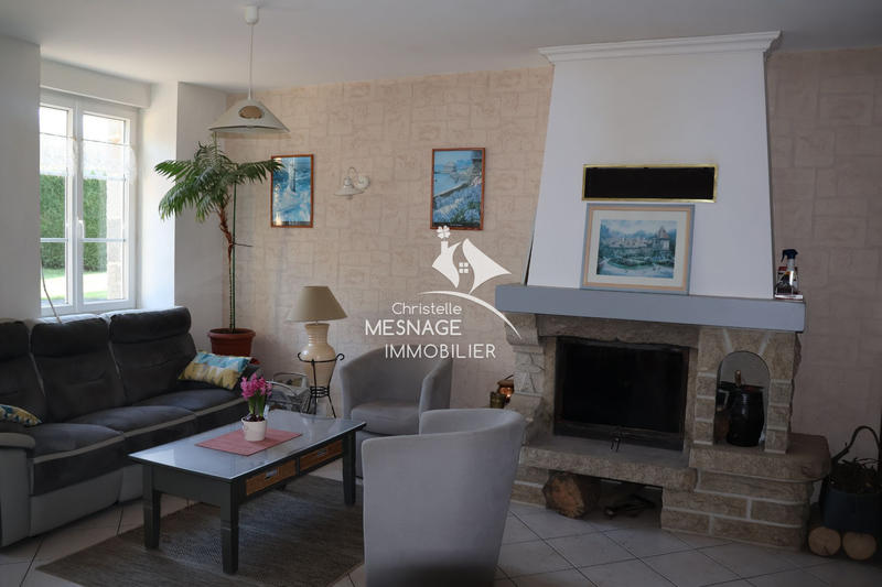 Maison - 210 m² - 8 pièces