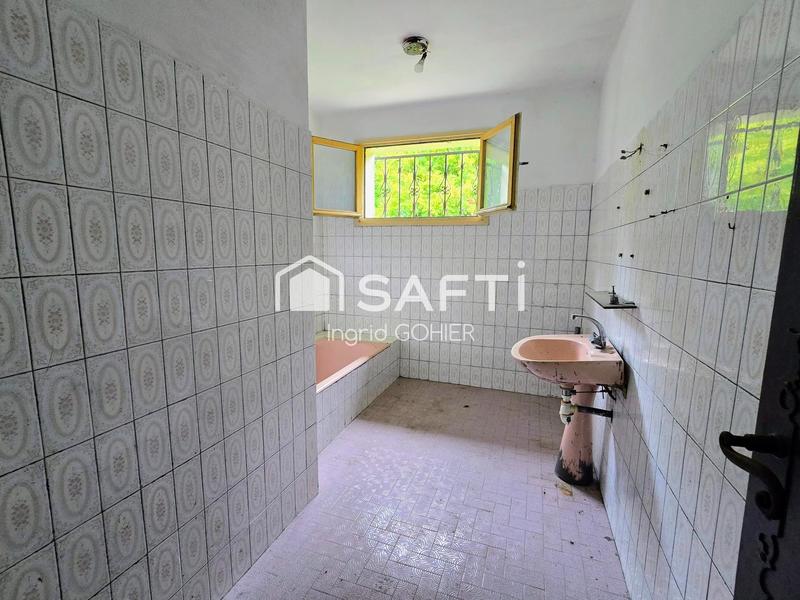 Maison - 180 m² - 7 pièces