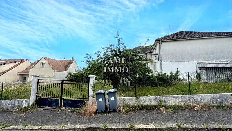 Maison - 216 m² - 10 pièces