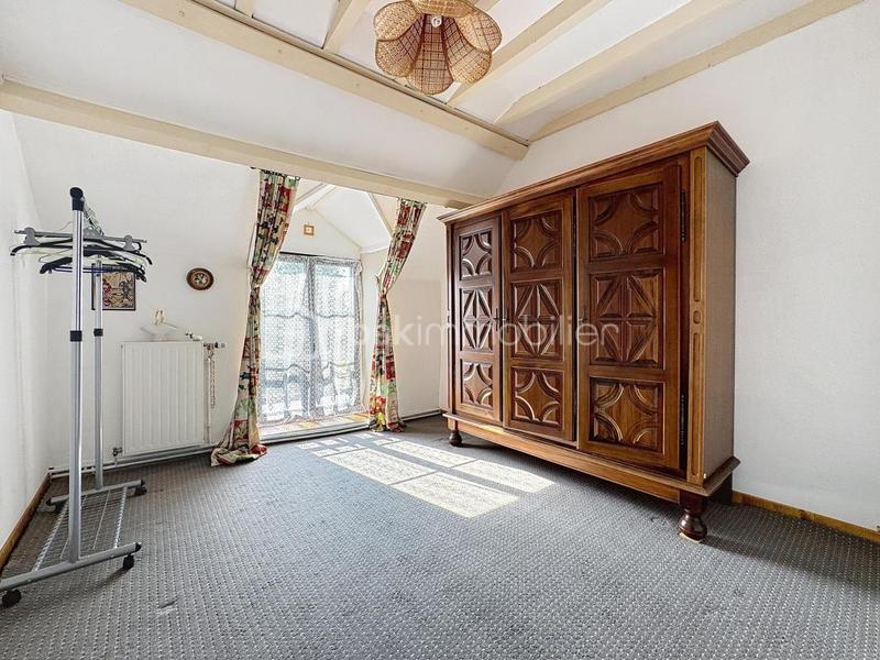 Maison - 295 m² - 12 pièces