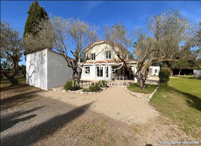 Maison traditionnelle - 123 m² - 4 pièces