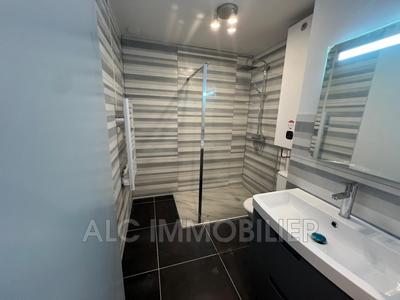 Maison - 104 m² - 5 pièces