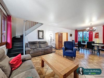 Maison - 127 m² - 5 pièces