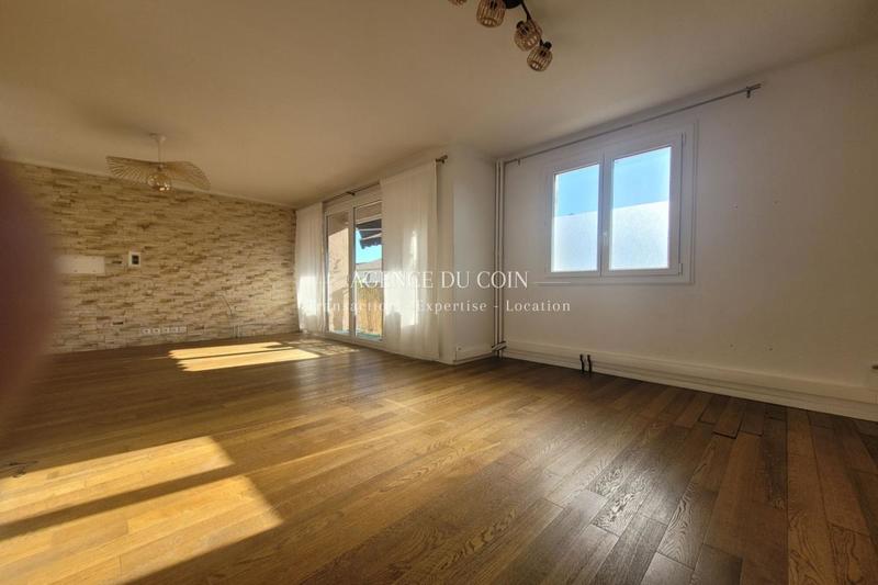 Appartement - 88 m² - 4 pièces