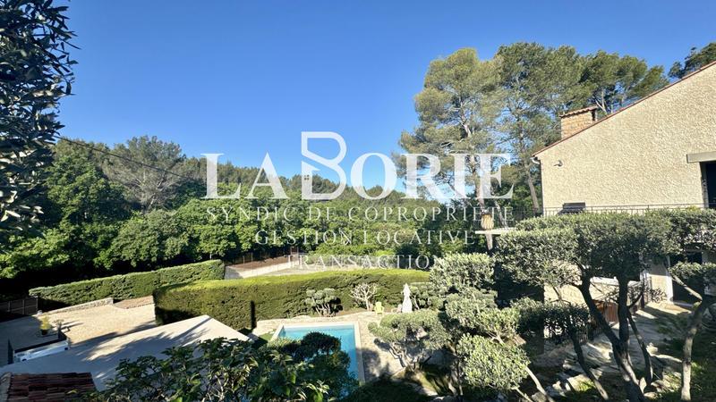 Maison - 157 m² - 6 pièces