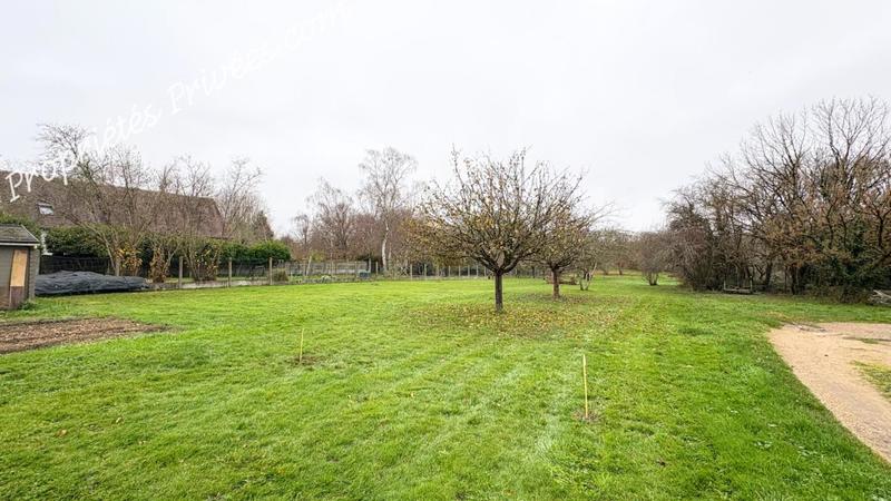 Terrain constructible - 2 014 m²