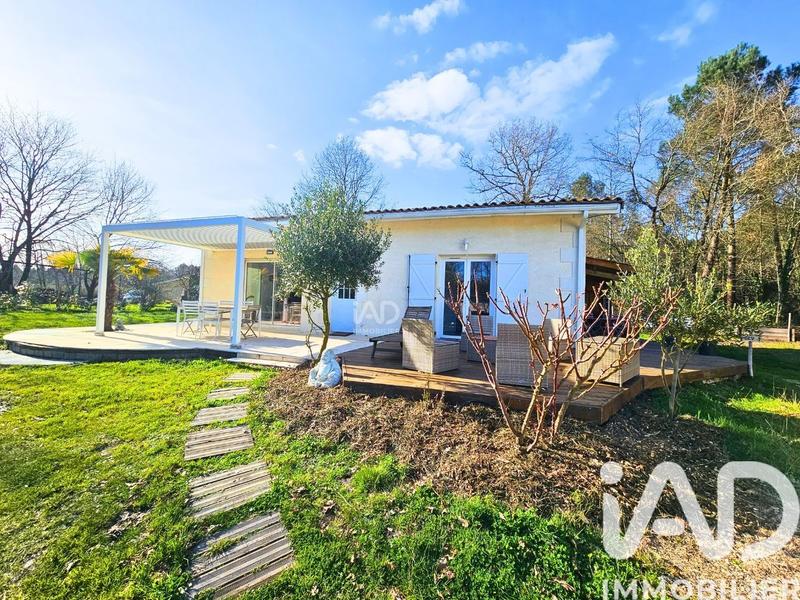 Maison - 92 m² - 4 pièces