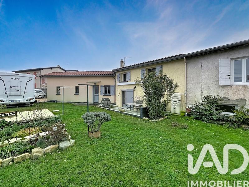 Maison de village - 107 m² - 4 pièces