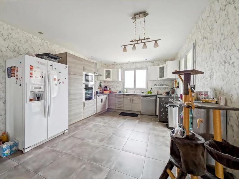 Maison - 115 m² - 5 pièces