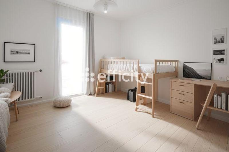 Appartement - 110 m² - 4 pièces