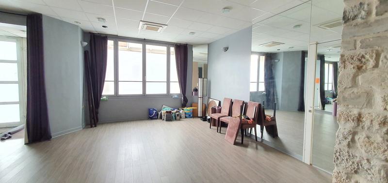 Bureau - 50 m² - 2 pièces