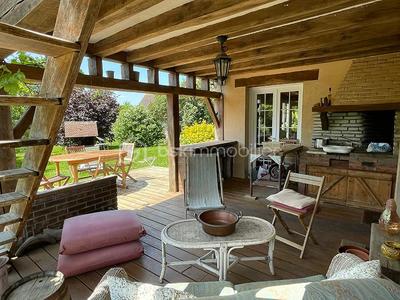 Demeure - 222 m² - 8 pièces