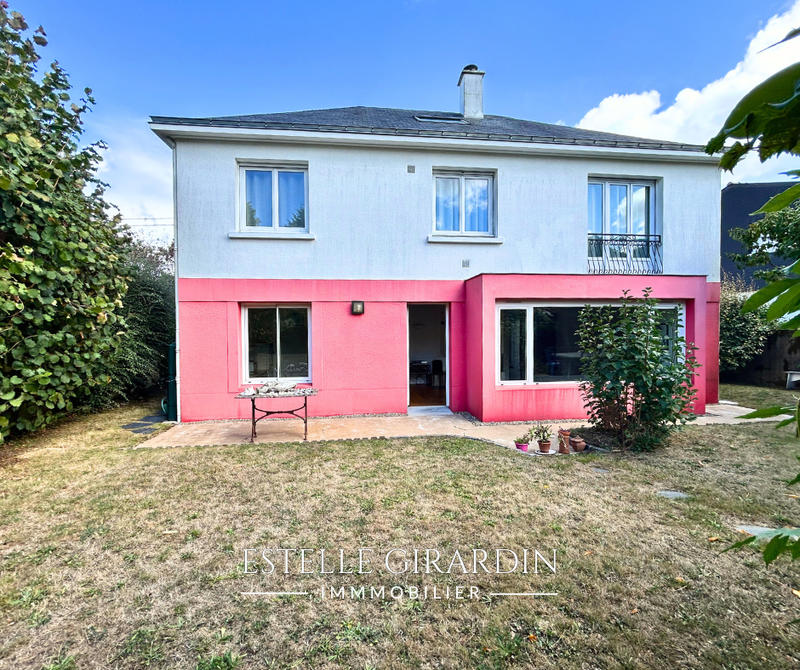 Maison - 152 m² - 7 pièces