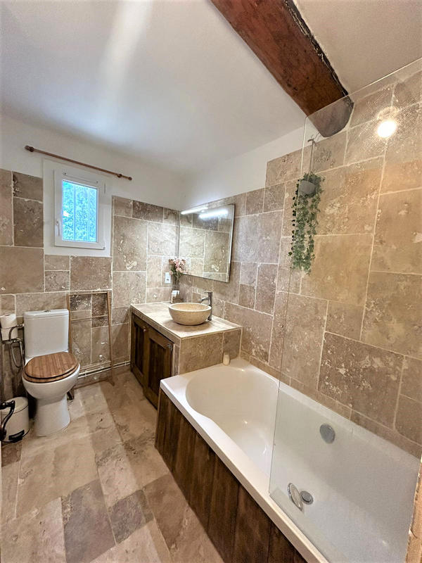 Maison - 195 m² - 8 pièces