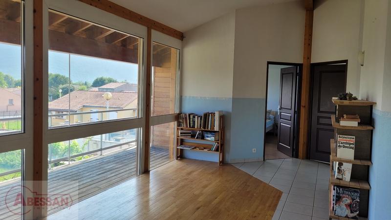 Maison - 220 m² - 9 pièces