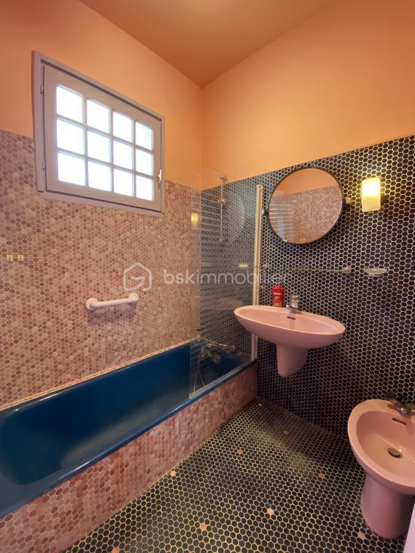 Demeure - 113 m² - 5 pièces